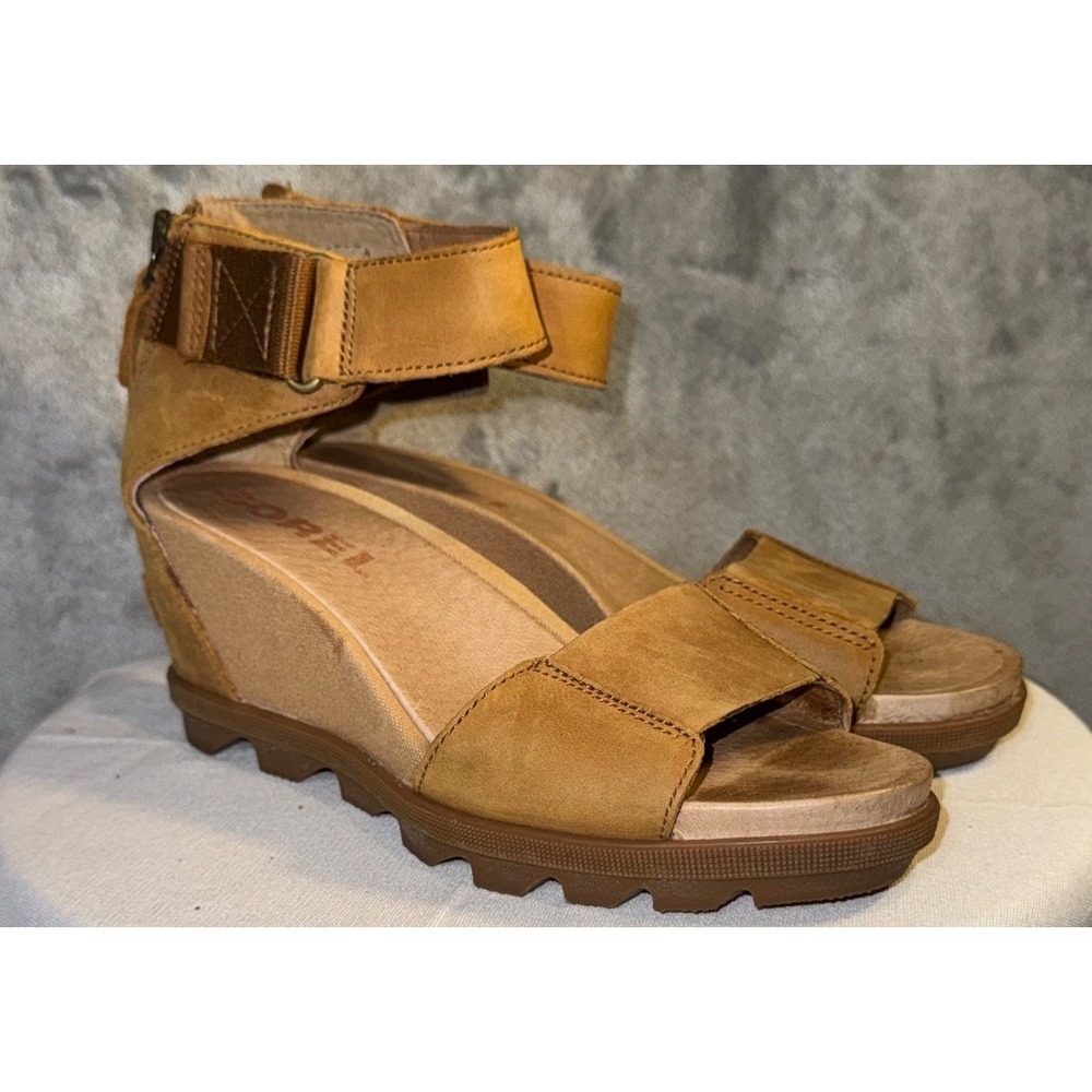 Sorel women Sz 7.5 Joanie II Brown Leather Wedge Heel Sandals neutral minimalist - Picture 1 of 9